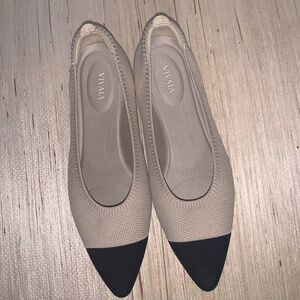 Vivaia Flats Shoes Women Size US 9 Beige Black Knit Textile Pointed Toe Career